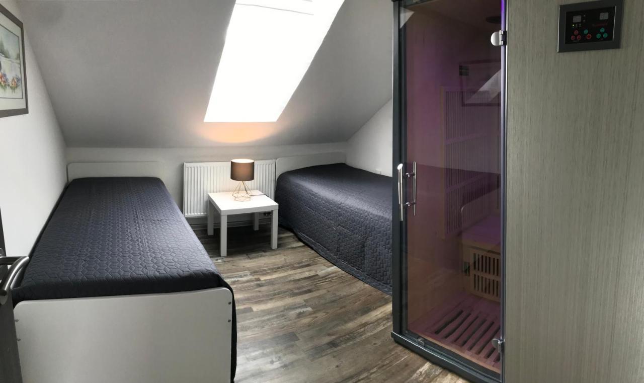 Apartman 3Kk 80 M2 S Virivkou A Saunou イフラヴァ エクステリア 写真